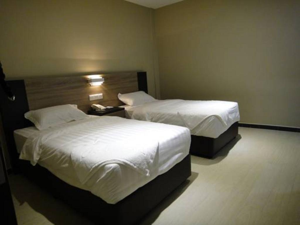 Galaxy Hotel Simpang Ampat  Стая снимка