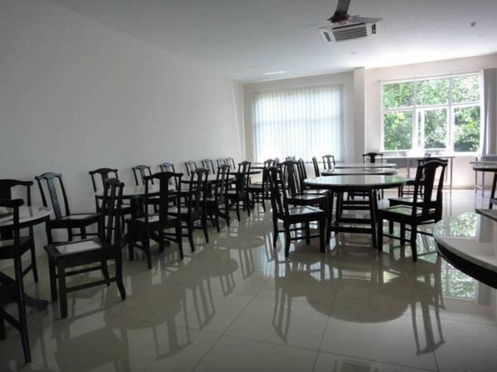 Galaxy Hotel Simpang Ampat  Екстериор снимка