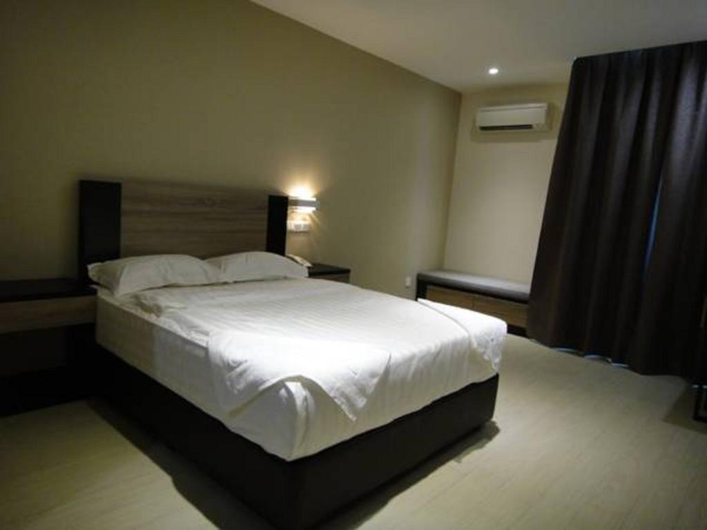 Galaxy Hotel Simpang Ampat  Екстериор снимка