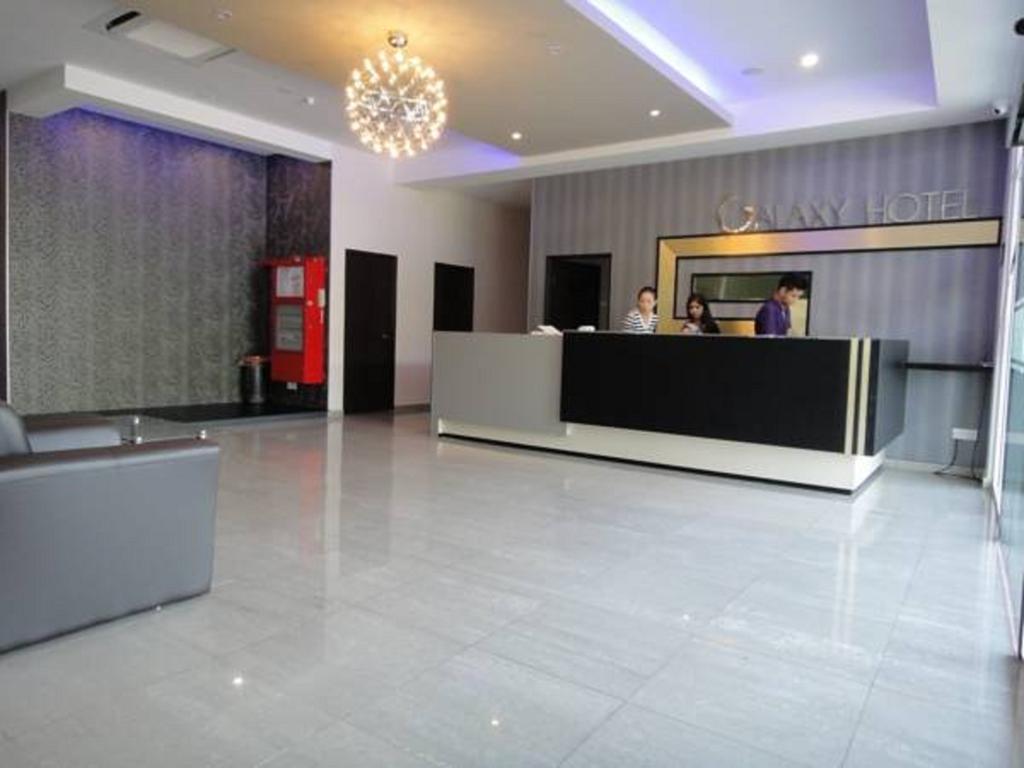 Galaxy Hotel Simpang Ampat  Екстериор снимка
