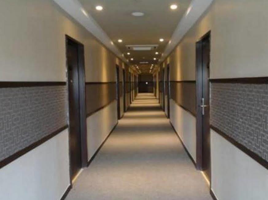 Galaxy Hotel Simpang Ampat  Екстериор снимка